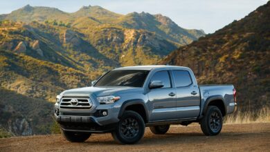 2025 Toyota Tacoma Hybrid Review: The Perfect Blend of Power and Efficiency