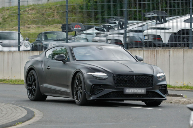 Rear view of Bentley Continental Supersports showcasing quad exhaust system