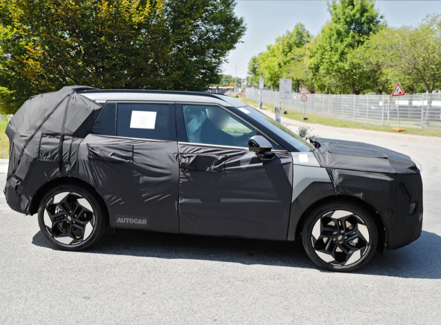Camouflaged 2025 Hyundai Tucson prototype testing on public roads