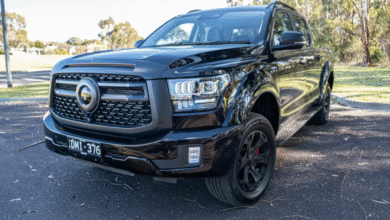 Front view of the GWM Cannon Alpha PHEV Ultra with bold grille and LED headlights