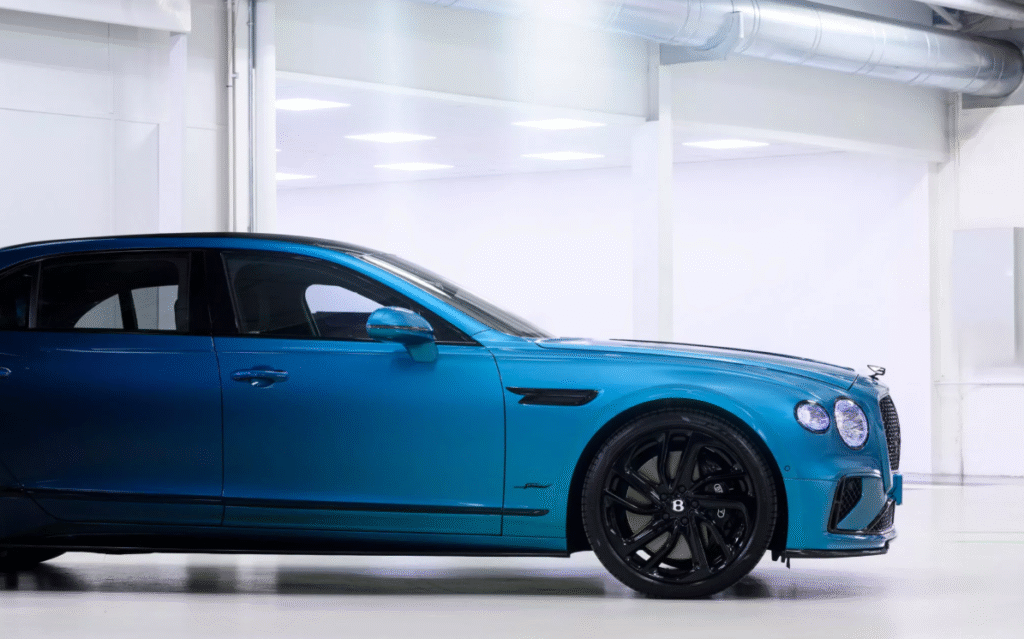 Close-up of Bentley Ombré paint transition on Flying Spur doors and roof